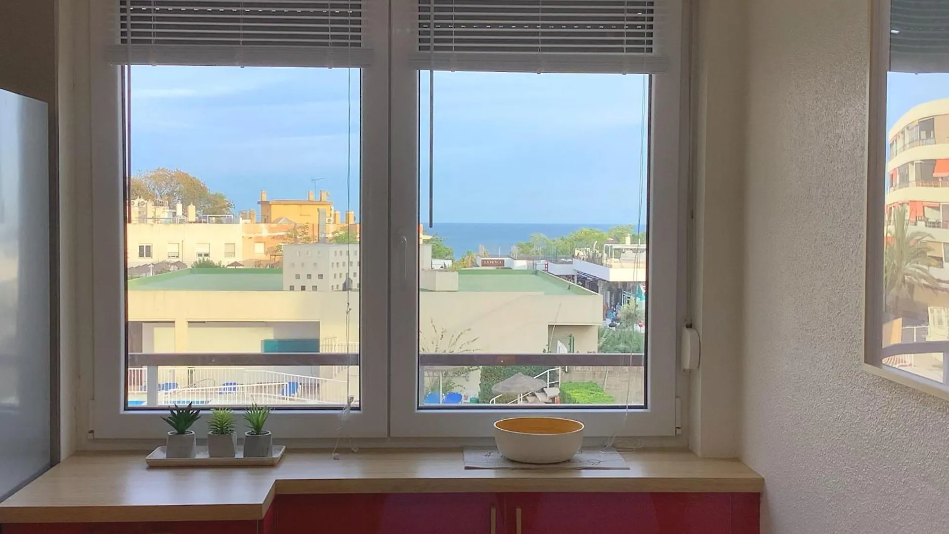 La Nogalera Modern And Spacious Apartment With Pool And Sea View Torremolinos